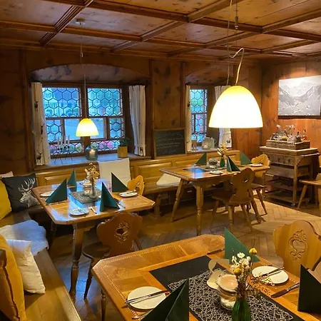 Roessle Inn 3*