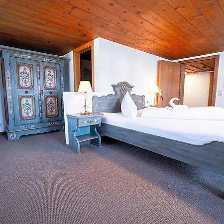 Inn Roessle 3*